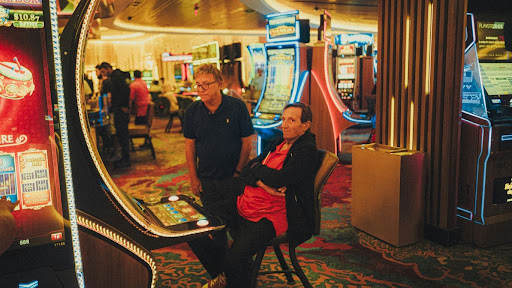 what to wear to a casino in las vegas