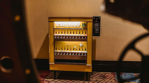 Step-by-step guide on how to play Lava Gold online